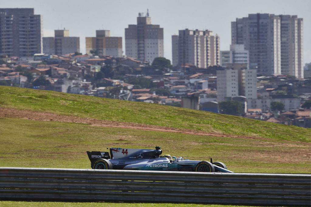 Lewis Hamilton
(Foto: Daimler)